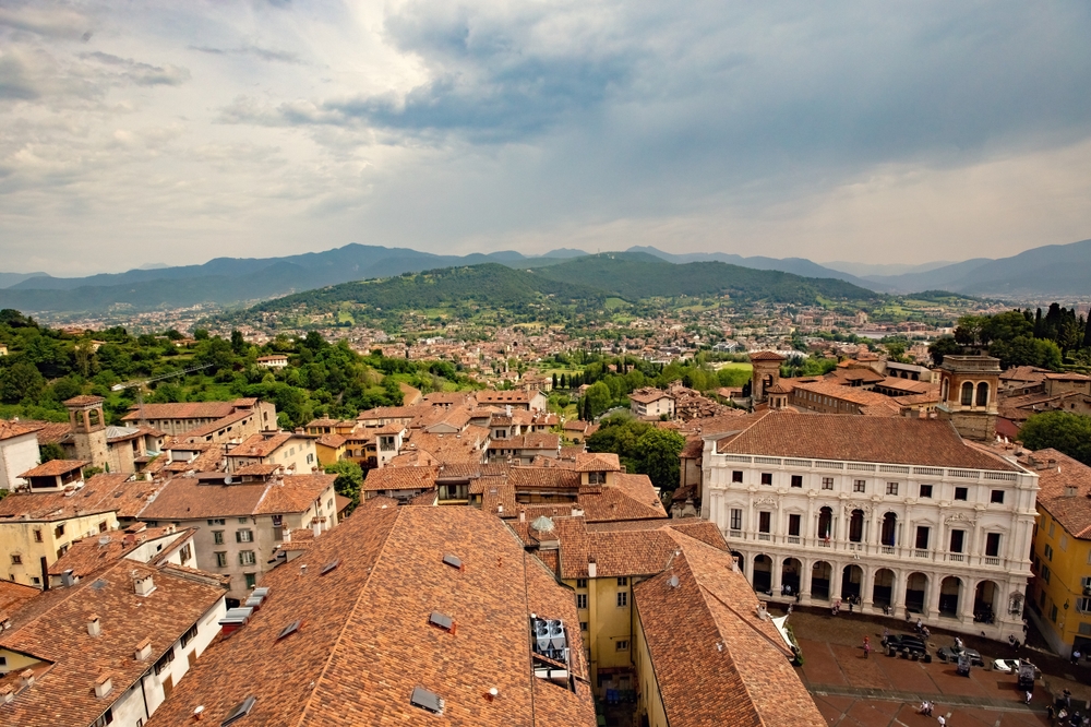 Veduta aerea di Bergamo Città Alta
