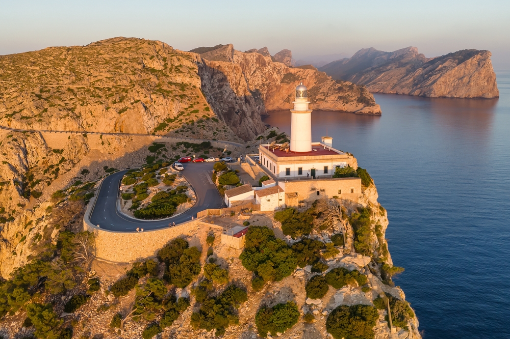Vista aerea del faro di Capo Formentor a Maiorca