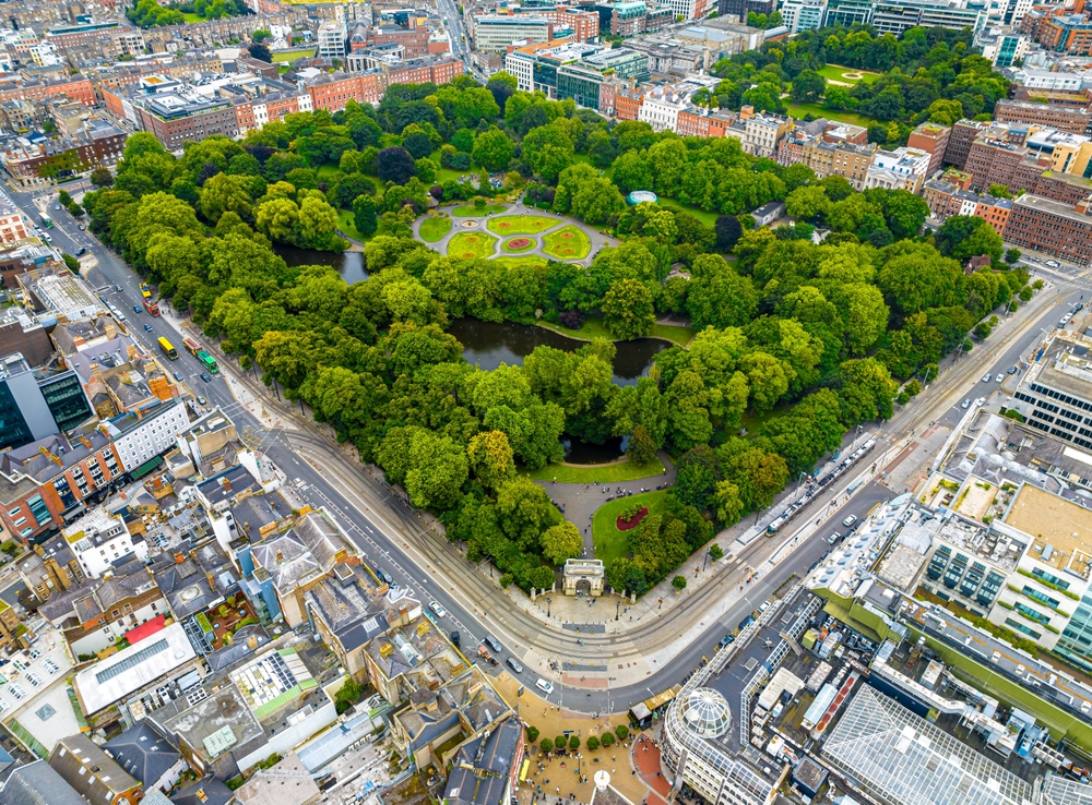 Vista aerea di St. Stephen's Green nel centro di Dublino