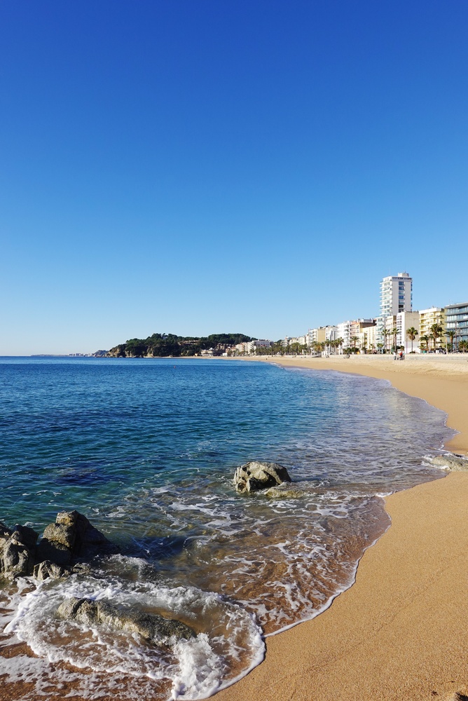 Vista sulla spiaggia di Lloret de Mar in Costa Brava